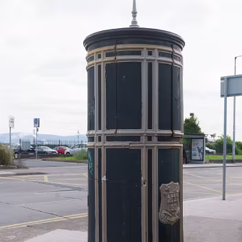 FREESTANDING TRANSFORMER