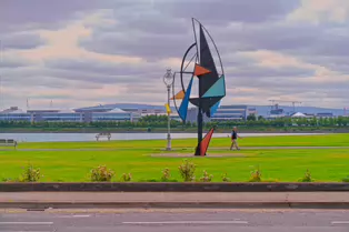 WIND SAIL SCULPTURE BY EAMON O’DOHERTY [ALFIE BYRNE ROAD CLONTARF]-244442-1