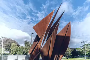 THE QUINCENTENNIAL SAILS SCULPTURE BY EAMONN O'DOHERTY [18 JUNE 2018 EYRE SQUARE IN GALWAY]-247456-1