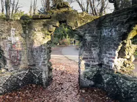 A DERELICT SHELL HOUSE IN BUSHY PARK [IT IS NOT A FOLLY]-247648-1