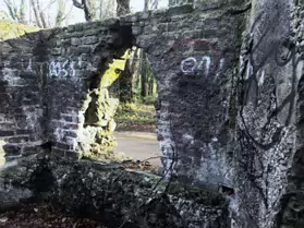 A DERELICT SHELL HOUSE IN BUSHY PARK [IT IS NOT A FOLLY]-247649-1