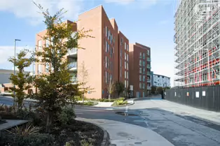HAMILTON VIEW AND NEARBY AT HALLOWEEN 2022[8TH LOCK ROYAL CANAL PARK]-247619-1