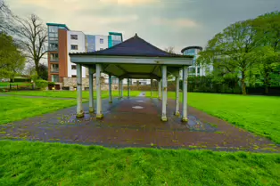 THE PEOPLE'S PARK IN LIMERICK [LOST ITS BEEBEE TREE IN 2013]-244617-1