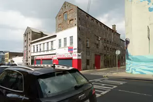 THE FISHERMEN MURAL BY FINTAN McGEE [AT THE CORNER OF ANNE STREET AND ROCHES STREET LIMERICK]-244680-1