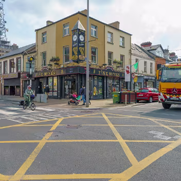 ROCHES STREET As Christmas is approaching it might be a good idea to discuss Limerick ham.