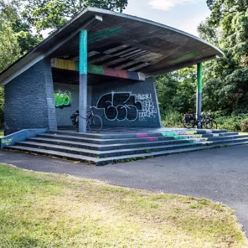 PARKS AND GARDENS Dublin is renowned for its abundance of well-maintained and well-managed public parks and green spaces, offering a...