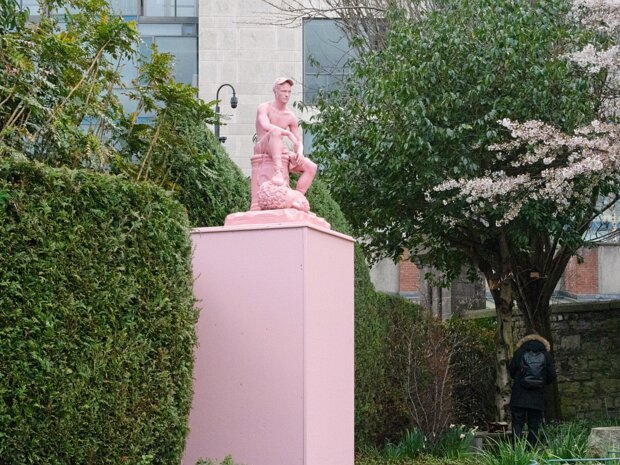 SCULPTURE BY JAM SUTTON