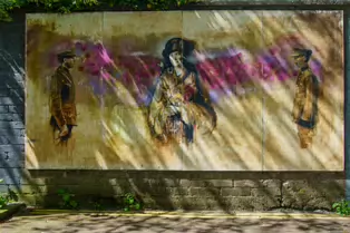 A LINEAR GALLERY OF STREET ART [ON FERRY WALK LEADING TO THE SHAKEY BRIDGE]-247712-1