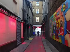 STREET ART AT CRAMPTON COURT A NARROW LANE IN TEMPLE BAR [IT HAS NOT BEEN RENAMED LOVE LANE]-247669-1