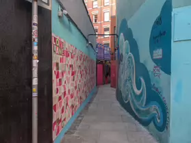 STREET ART AT CRAMPTON COURT A NARROW LANE IN TEMPLE BAR [IT HAS NOT BEEN RENAMED LOVE LANE]-247677-1