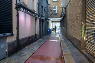 TODAY I VISITED CRAMPTON COURT [AND NOTICED THAT THE PAINTED TILES ARE DISAPPEARING]-247721-1