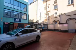 TODAY I VISITED CRAMPTON COURT [AND NOTICED THAT THE PAINTED TILES ARE DISAPPEARING]-247726-1