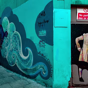 LOVE LANE AT CRAMPTON COURT Crampton Court, a narrow passage in Dublin's Temple Bar, often causes confusion due to its artistic makeover and a case...
