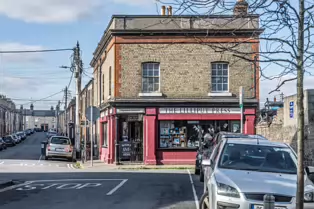 ARBOUR HILL IS BOTH A STREET AND AN AREA [IN DUBLIN 7]-250199-1