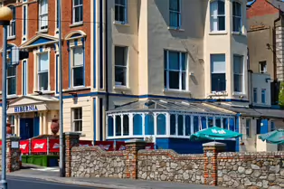 THE HARBOUR END OF STRAND ROAD IN BRAY [7 MAY 2025]-250774-1