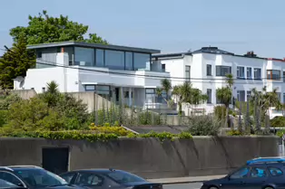 THE HARBOUR END OF STRAND ROAD IN BRAY [7 MAY 2025]-250778-1