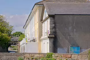 THE HARBOUR END OF STRAND ROAD IN BRAY [7 MAY 2025]-250793-1