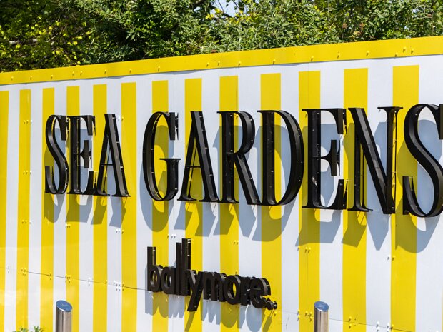 RAVENSWELL ROAD IN BRAY Ravenswell Road is situated in Bray, within a short distance of the coastline. Its location positions it favourably,...