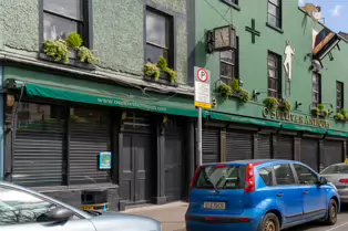 O'SULLIVAN ANTIQUES ON FRANCIS STREET [WELL WORTH A VISIT EVEN IF YOU ARE ONLY WINDOW SHOPPING]-249587-1