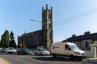 BOTH ENDS OF CHAPELIZOD ROAD [I WAS TOO LAZY TO WALK THE FULL LENGTH OF THE ROAD]-249457-1