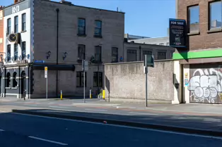 I PHOTOGRAPHED BOLTON STREET USING A CANON 5D MKIII [I HAD A CANNOT COMMUNICATE WITH BATTERY ERROR]-249222-1