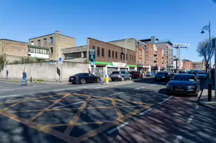 I PHOTOGRAPHED BOLTON STREET USING A CANON 5D MKIII [I HAD A CANNOT COMMUNICATE WITH BATTERY ERROR]-249226-1