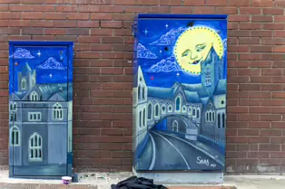 FULL MOON AT CHRIST CHURCH [PAINT-A-BOX BY SARA MANEIRO REY]-249557-1