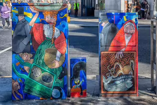 PAINT-A-BOX STREET ART [MOLLY MALONE AT O'CONNELL BRIDGE IN DUBLIN]-249170-1