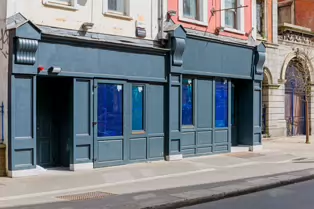 ANOTHER VISIT TO FRANCIS STREET [NOTHING MUCH HAS CHANGED SINCE MY LAST VISIT]-249684-1