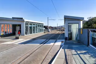 THE LUAS TRAM STOP AT RANELAGH [6 APRIL 2025]-249186-1