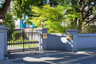 THE RESIDENCE OF THE CANADIAN AMBASSADOR [OAKLEY ROAD DUBLIN]-249538-1