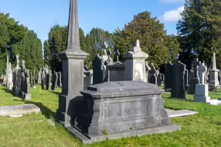 SARCOPHAGUS STYLED BURIAL PLOTS IN GLASNEVIN CEMETERY [FEBRUARY 2025]-248254-1