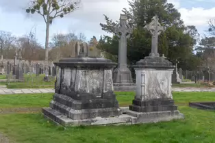 THE SECONDARY CIRCLE OF VAULTS [GLASNEVIN CEMETERY IN DUBLIN]-247920-1