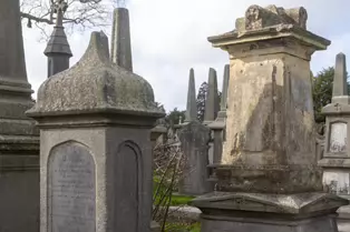 GLASNEVIN CEMETERY IS NOW A MAJOR TOURIST ATTRACTION [THE MUSEUM OPENED ABOUT FIFTEEN YEARS AGO]-248289-1