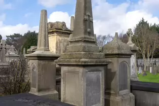 GLASNEVIN CEMETERY IS NOW A MAJOR TOURIST ATTRACTION [THE MUSEUM OPENED ABOUT FIFTEEN YEARS AGO]-248290-1