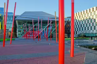 GRAND CANAL SQUARE [AN ATTRACTIVE PUBLIC SPACE THAT YOU MUST VISIT]-244832-1