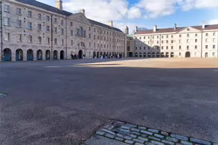 A QUICK VISIT TO THE COLLINS BARRACKS MUSEUM [I USED A SONY A7RIV AND THE SONY FE 24-70MM GM LENS]-248819-1