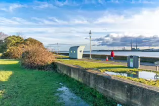 THE WIND SHELTERS AND THE BANDSTAND ALONG CLONTARF PROMENADE [REMAIN AS A TRIBUTE TO HERBERT SIMMS]-246842-1