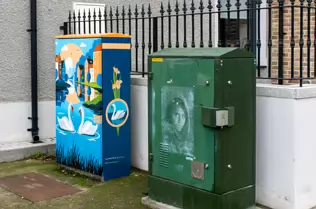 BY MAUREEN KELLY FOX AND HER DAUGHTER IZZY FOX [PAINT-A-BOX STREET ART IN CHAPELIZOD]-246610-1