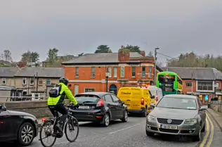 WHEN DID THE BRIDGE INN CLOSE AND WHEN DID IT REOPEN AS SEAN'S [CHAPELIZOD ON THE SOUTHSIDE OF THE ANNA LIVIA BRIDGE]-246573-1