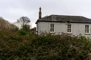 ST LAURENCE'S ROAD [CHAPELIZOD ON THE SOUTH BANK OF THE RIVER LIFFEY]-246587-1