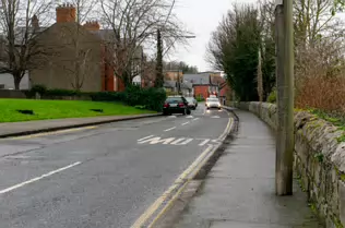 ST LAURENCE'S ROAD [CHAPELIZOD ON THE SOUTH BANK OF THE RIVER LIFFEY]-246591-1