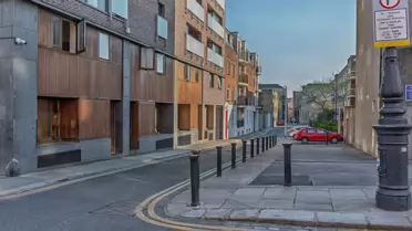 HENRIETTA PLACE AND HENRIETTA STREET [FIRST DAY USING MY FUJI GFX100RF]-250218-1