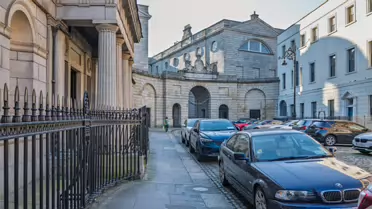 HENRIETTA PLACE AND HENRIETTA STREET [FIRST DAY USING MY FUJI GFX100RF]-250236-1