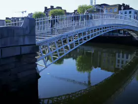 THE HALFPENNY BRIDGE [5 MAY 2025]-250552-1