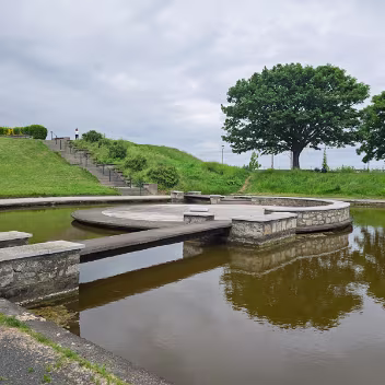 BLACKROCK PARK AMPHITHEATRE The amphitheatre within Blackrock Park is distinctively described as "naturalesque," a term that highlights its organic...