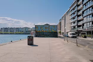 HANOVER QUAY WAS ONCE HOME TO A MAJOR RALEIGH BICYCLE FACTORY [NOW AIRBNB IS BASED HERE]-251052-1