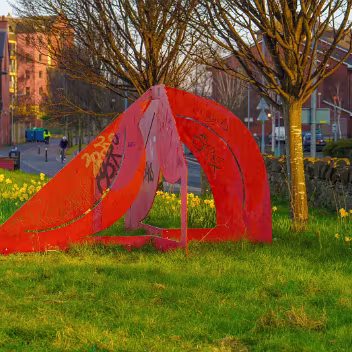 RED METAL SCULPTURE Based on these sources, it is safe to say that the sculpture is indeed called "Greenland 1983" and was created by Bob...