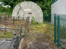 ST ELIZABETH'S OLD CHURCH IN DUNDONALD [THIS TIME I MANAGED TO GAIN ACCESS TO THE CHURCHYARD]-251758-1