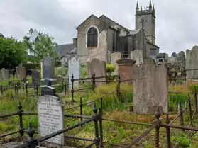 ST ELIZABETH'S OLD CHURCH IN DUNDONALD [THIS TIME I MANAGED TO GAIN ACCESS TO THE CHURCHYARD]-251761-1